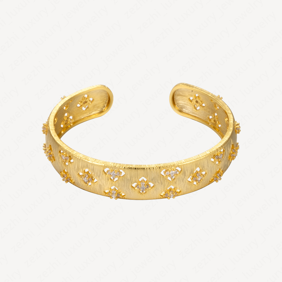 Snowflake Flower Fashion 18k Gold Plated Cuff Bracelets For Women Charm Diamond Bracelet Christmas Bridal Engaged Accessories With Jewelry Pouches W