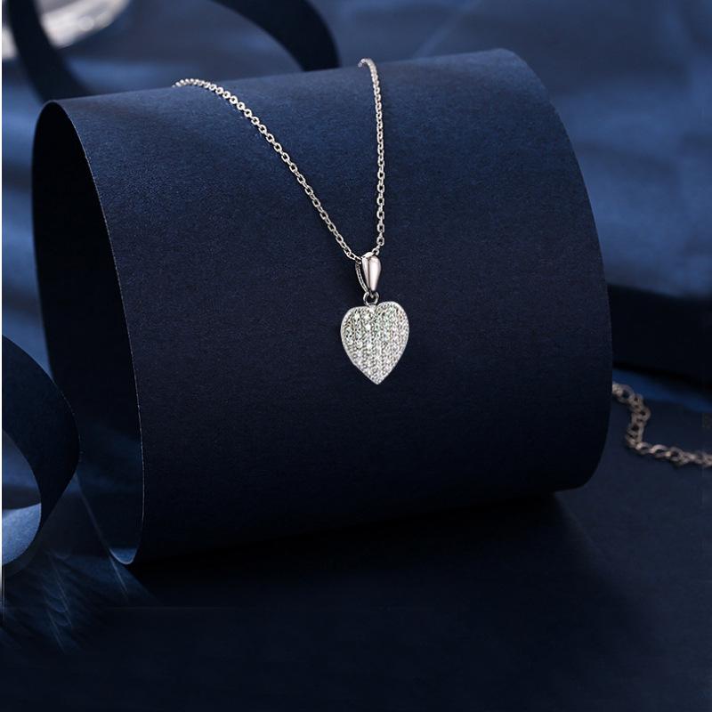

Pendant Necklaces Luxury Female White Crystal Necklace Silver Color Wedding For Women Trendy Love Heart Chain