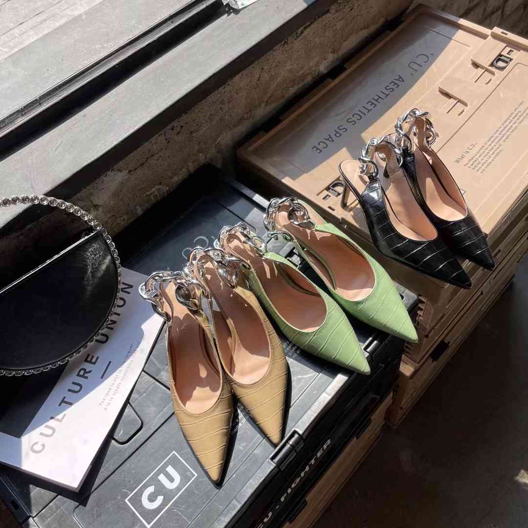 

Sandals Fashion Women Pointed Toe Back Strap Green/Beige/Black Elegant Metal Chain Party Pumps Thin High Heels Sandal EIHF