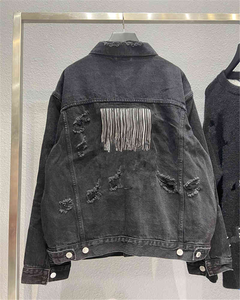 

Men's Jackets High version 21 autumn and winter English letter bar code double-sided three-dimensional embroidery washing water worn hole cowboy coat UOSO, Black