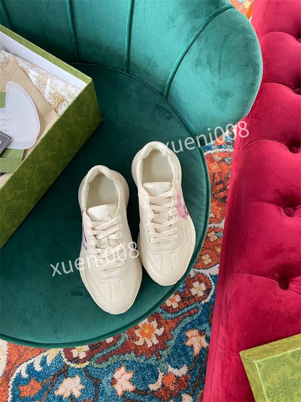 

2022 all season can wear shoes 35-45 female womens students hand made leather thick sole large size small white black sports casual shoes women jg210514, Choose the color