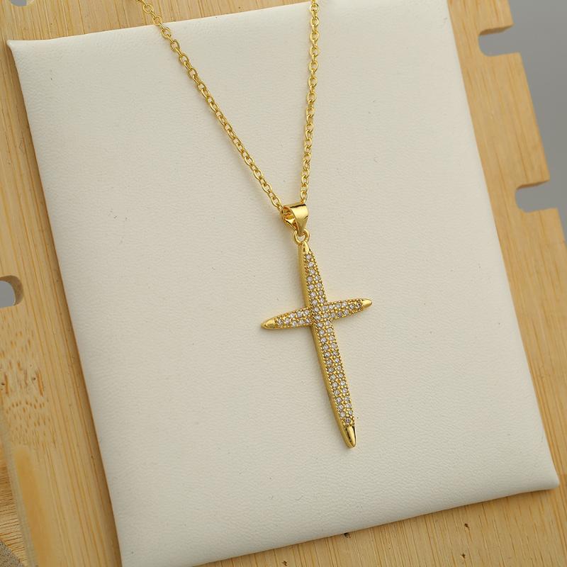 

Pendant Necklaces Copper Inlaid Zircon Cross Necklace Fashion Cold Wind Ladies Outing Accessories