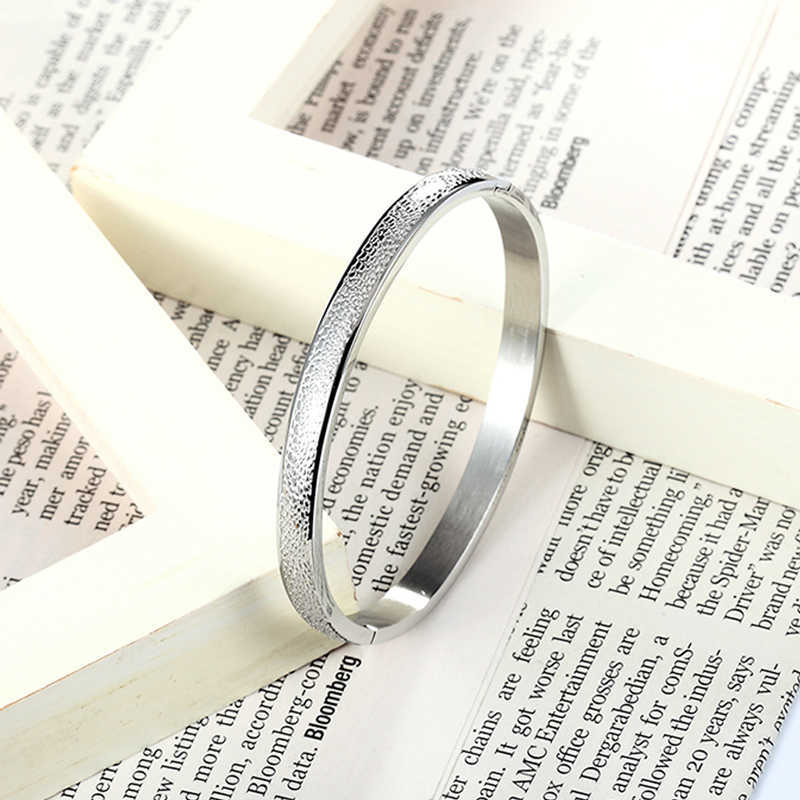 

Top Quality Beautiful Bump Point Curved Bracelet & Bangle for Couples Stainless Steel Gold Plating Bangle Wholesale Price Q0719