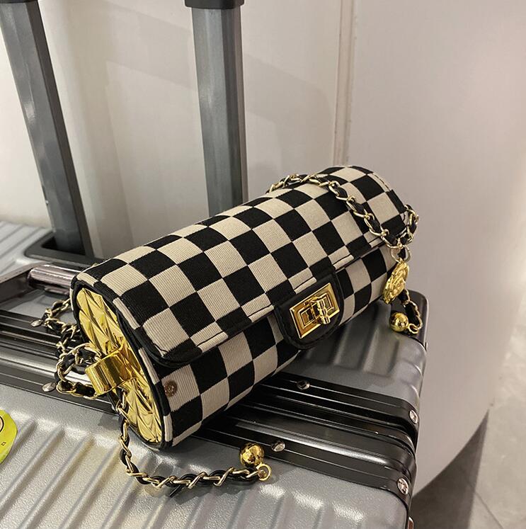 

Factory wholesale women chain bag high quality cylinder leather messenger bags street personality plaid handbag elegant clamshell Thread fashion backpacks, Red2(boutique box)