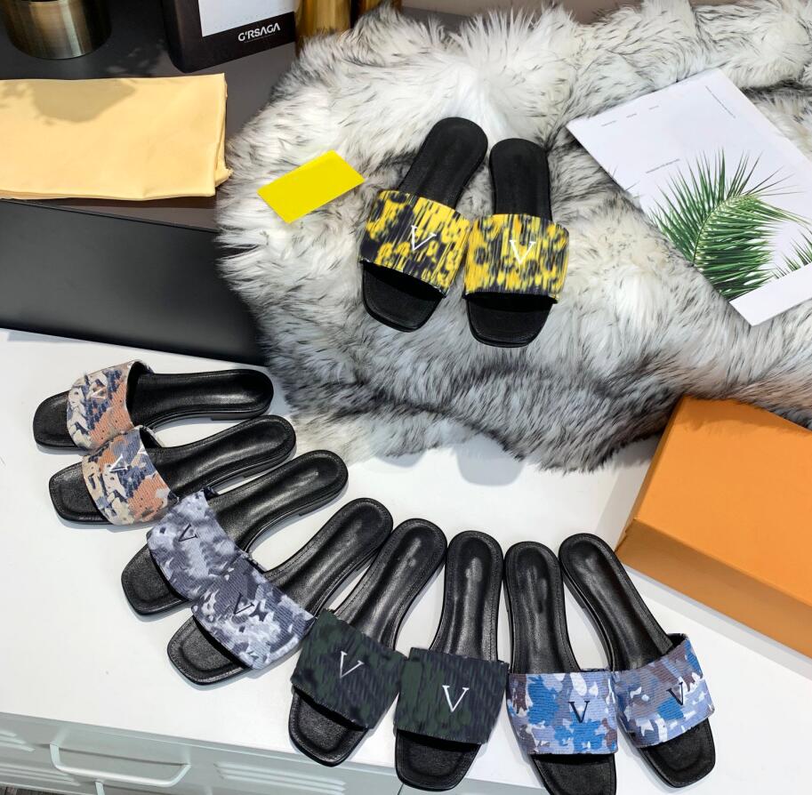 

Designer Luxury Women Men Lock It Sandals Slippers Leather Slipper Classics Flat Heel Sandal Summer Ladies Comfoetable Top Quality Shoes With Box Size 35-44 A1, Color 5