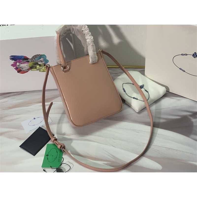 

Hanghhangbag Luxury Designer Fashion Hand Handbag Handbags Backpack Wallet Purse Shoulder Crossbody Tote Bags Mini Bag simple and atmos