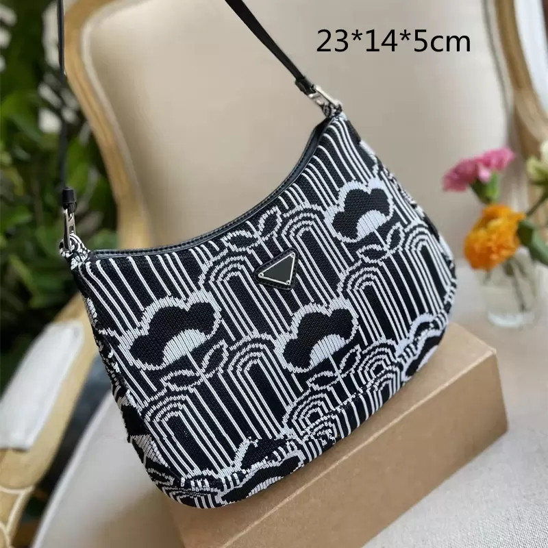 

Women Knitting Hobos Shoulder Bags Luxury Purses Handbags Baguettes Lady Totes Bag Knitting Flowers Triangle Pattern Winter Handbag Top quality, Black(withl0g0)