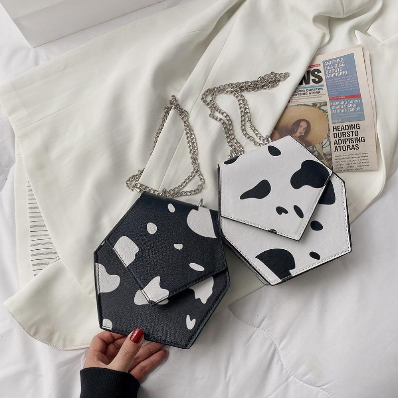

Vintage Women Hexagon Cow Milk Pattern Messenger Bag PU Leather Shoulder Crossbody Bags Casual Ladies Chain Mini Purse Handbags Evening, White