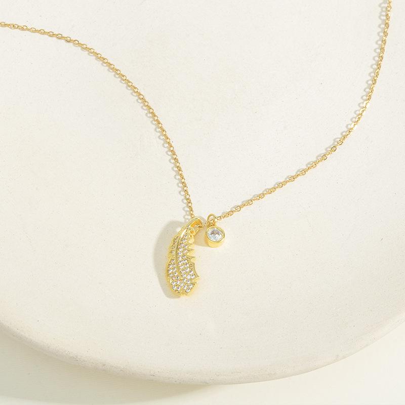 

Chains Wholesale Fashion Micro Inlaid Zircon Leaf Necklace Female Personality Ornament, Silver