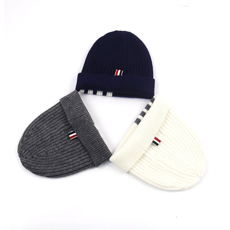 

Beanie Skull Caps Thom Tb Brand Woman Used Casual Mode Hot Windscreen Pair Hat Poison Korean Design High Quality Man Wol Cap 0628, White