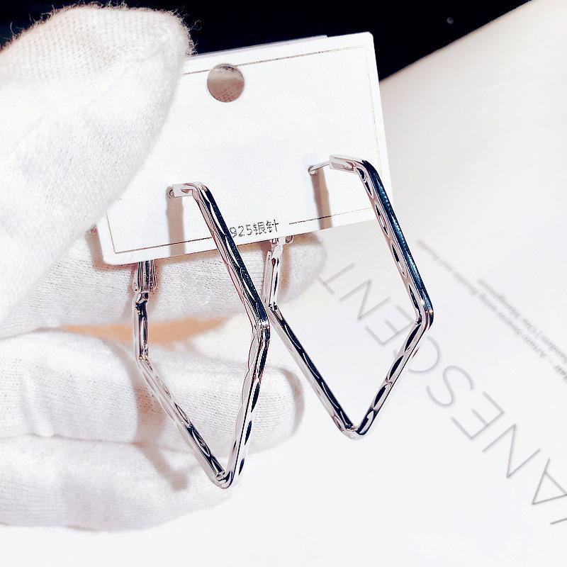 

Hoop & Huggie 2021 Geometric Irregular Earrings Exaggerated Temperament Personalized Cold Wind Women