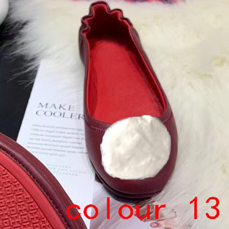Fantaisie classique Designer-femme Chaussure de ballet 100% cuir véritable souple Femme paresseuse Chaussures habillées Boucle en métal Classique