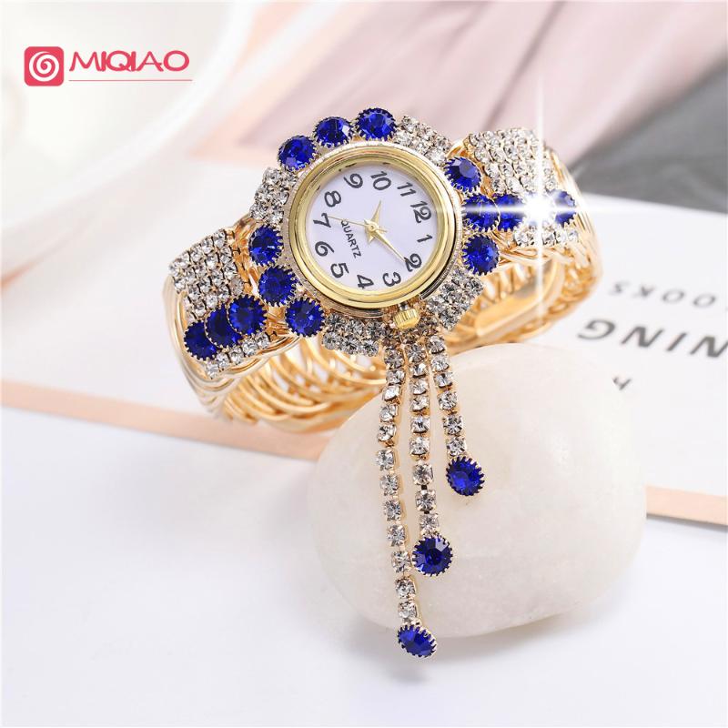 

Fashion Ladies Bracelet Watch Women Boho Quartz Personality Simple Diamond Bracelets Christmas Gift W447 Wristwatches, Red