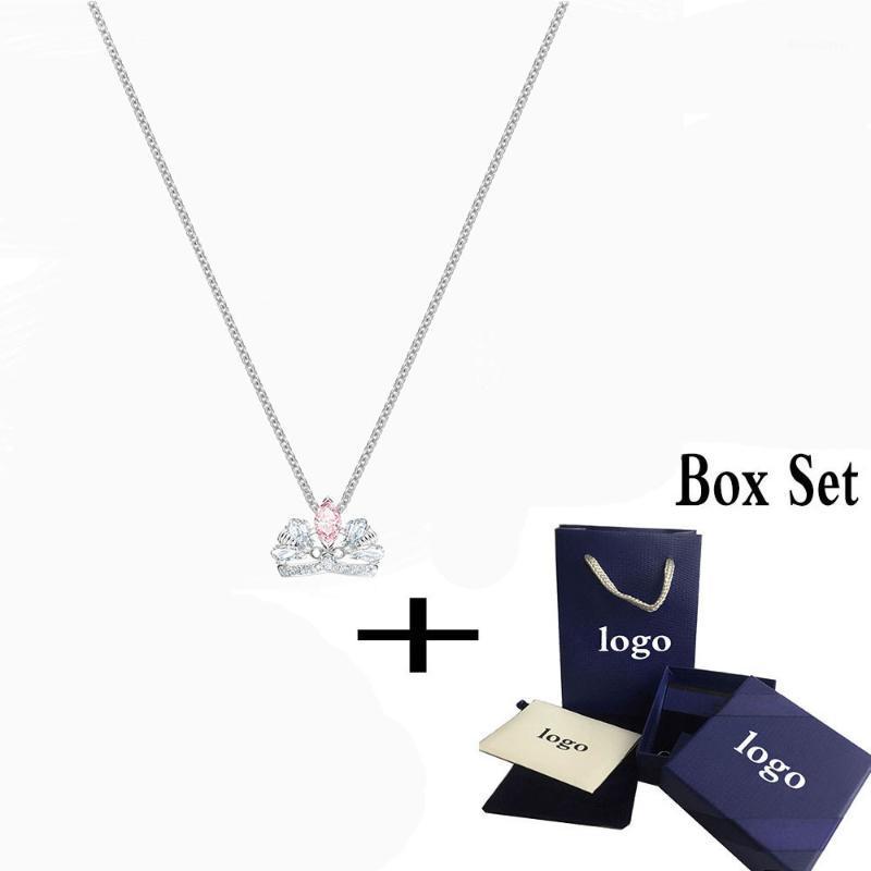

Fashion BEE A QUEEN Necklace Two Patterns Combine To Decorate The Crown Women Become Their Own Jewelry Gift Chains