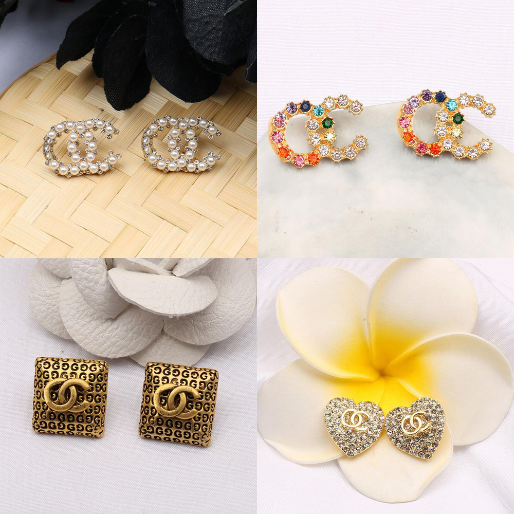 

Wholesale 18K Gold Plated Brand Designers Letters Stud Earrings Geometric Luxury Women Rhinestone Pearl Wedding Party Jewerlry Accessories