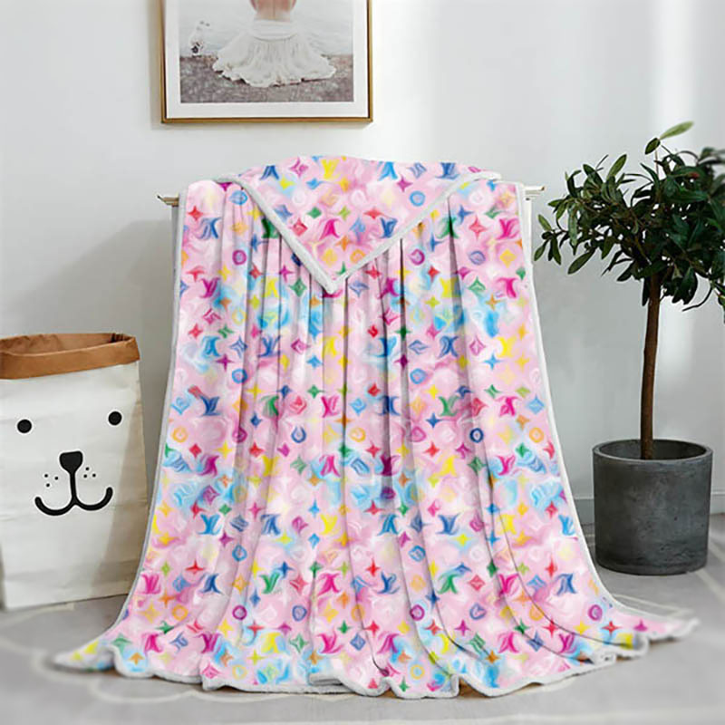 

Luxurys Designers scarf fashion blanket letter printed warm comfortable decorative Blankets autumn and winter Free Ship
