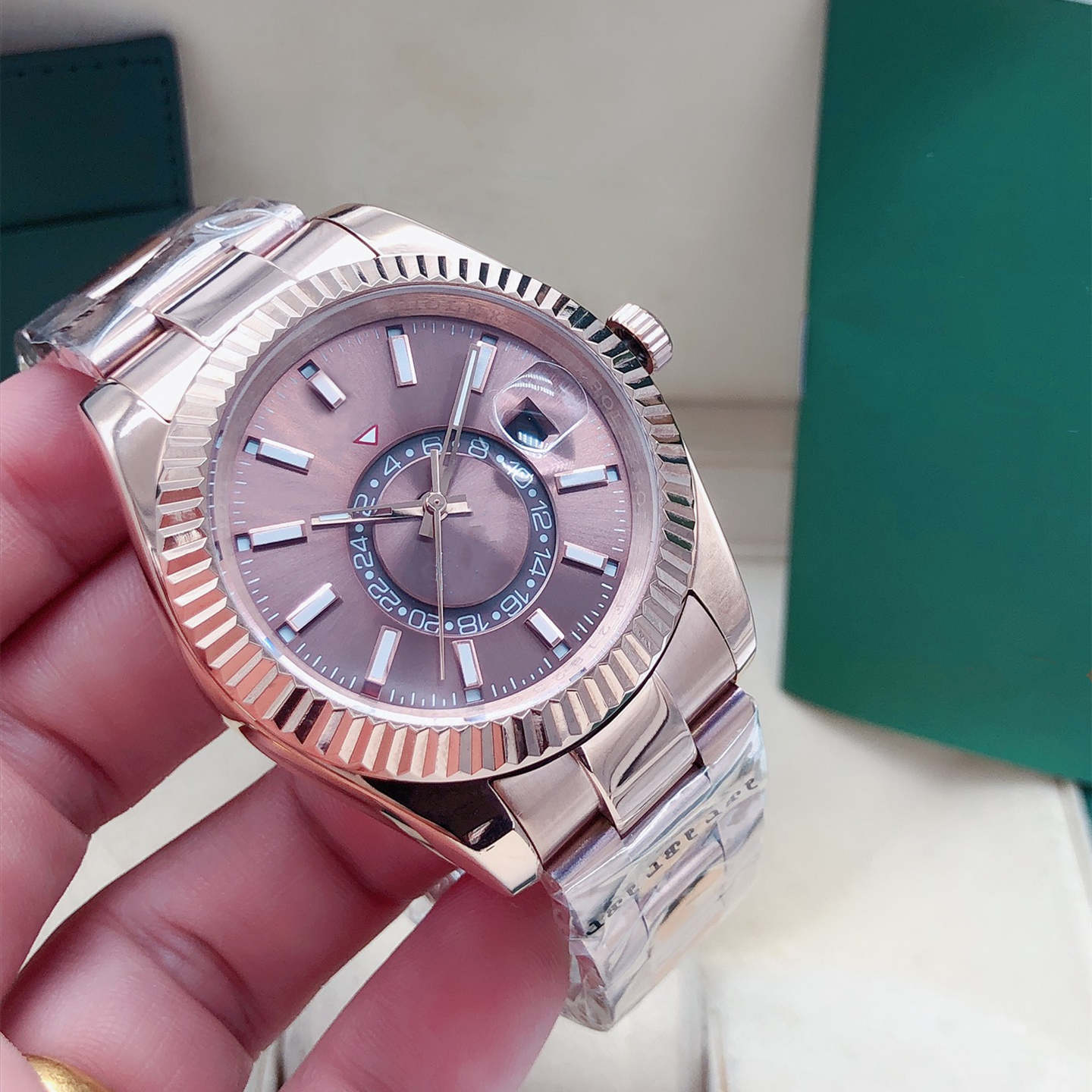 

Men's watch with automatic mechanical movement, comfortable rubber belt, small ring turning 24 hours, waterproof, sapphire glass, the c, Slivery;brown