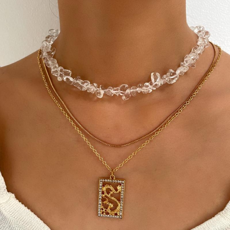 

Chains Clear Irregular Crystal Stone Choker Necklaces For Women Multilayer Dragon Pendant Metal Twist Rope Chain Necklace 2021 Jewelry