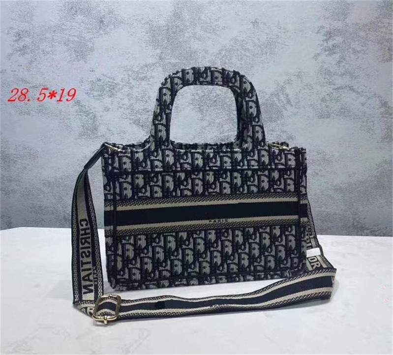 

2022 women cross body bags designer handbag with classic lettered diagonal crossover shoulder bag high quality women wallet England Style