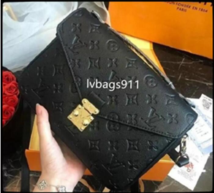 

GGLVLouisVittonYSLVUTTONBackpack Handbags Bag Classic Fashion All Match Trend One Shoulder Stitching Retro Ladies Chain Handtaschebag, Red