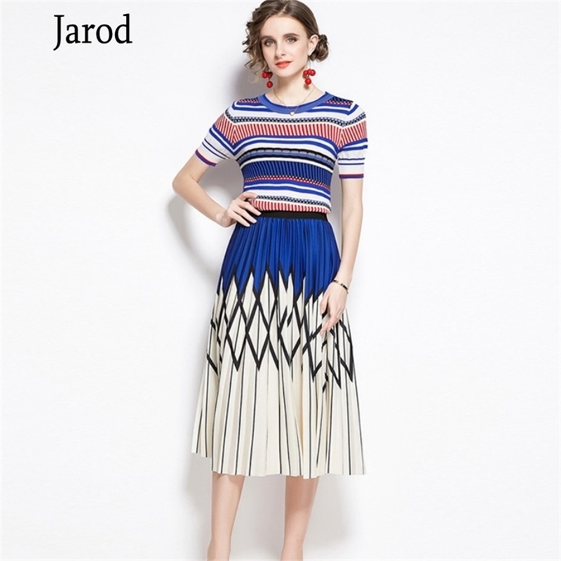 

summer Two Piece Set Elegant Striped Knitted Pullover T-Shirt Top + High waist Pleated Long Skirts Suits Summer Outfits 210519, Picture color