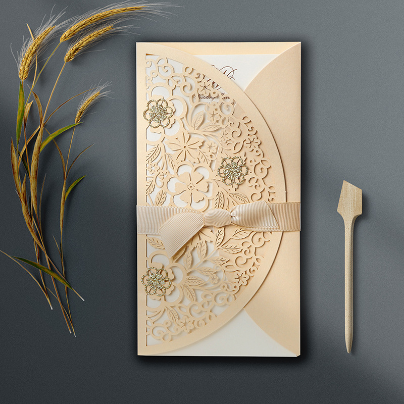 

Wedding Invitations Business Invitation Cards 4 Color European Style Exquisite Personalized Printable Laser Cut Flora Hollow Out Paper Card Party Supplies, White