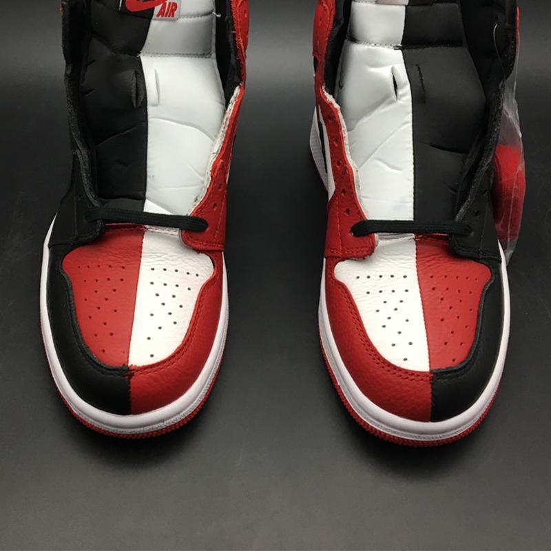 

Air 1 High OG Homage To Home 861428-061 1s I Bred Chicago Women Men Sports Shoes Sneakers Trainers With Original Box, Black