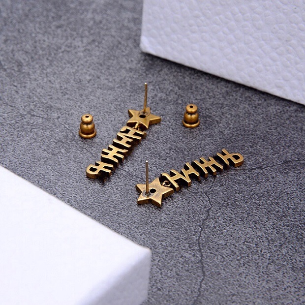 

luxury Designer Jewelry Fashion Earrings women diamond Stud with star Brass material Letter stamps double chains charm for girl, Golden;silver