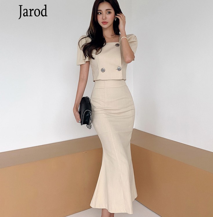 

Korean Autumn Women 2 Piece set Office OL Elegant Square collar short Sleeve crop Tops+High waist Mermaid Bodycon Skirt Set 210518, Photo color