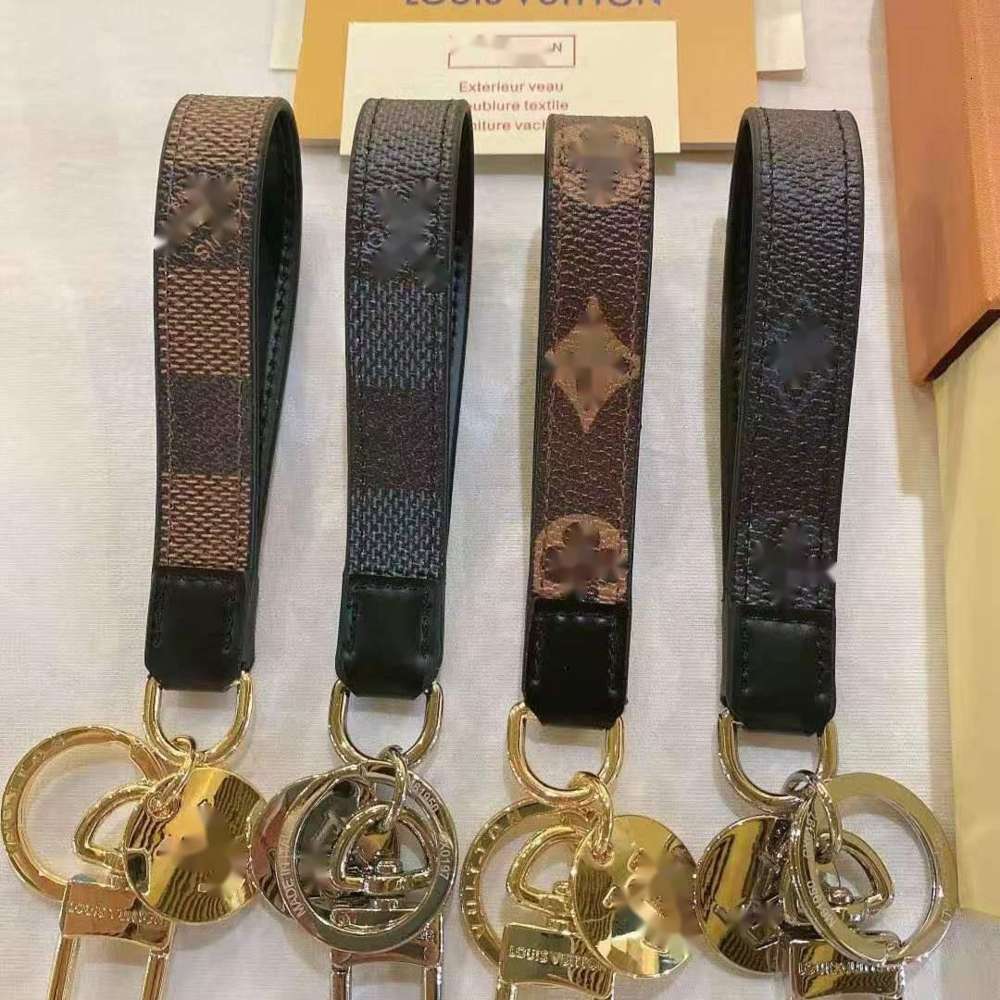 

Old flower clip key chain home car for men and women cross keychain