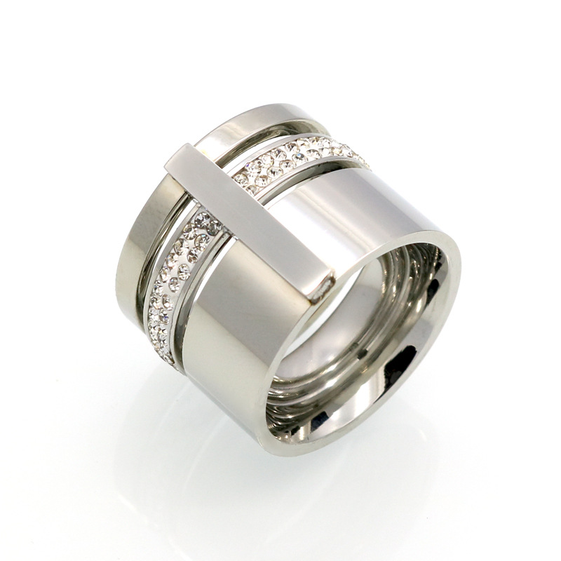 

Three rings with diamond mud and titanium steel ring207M