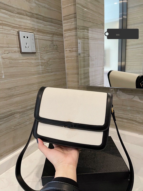 

High-end luxury bag leather clutch 19 series ladies fashion style Korean small square Western styles female shoulder all-match messenger bags