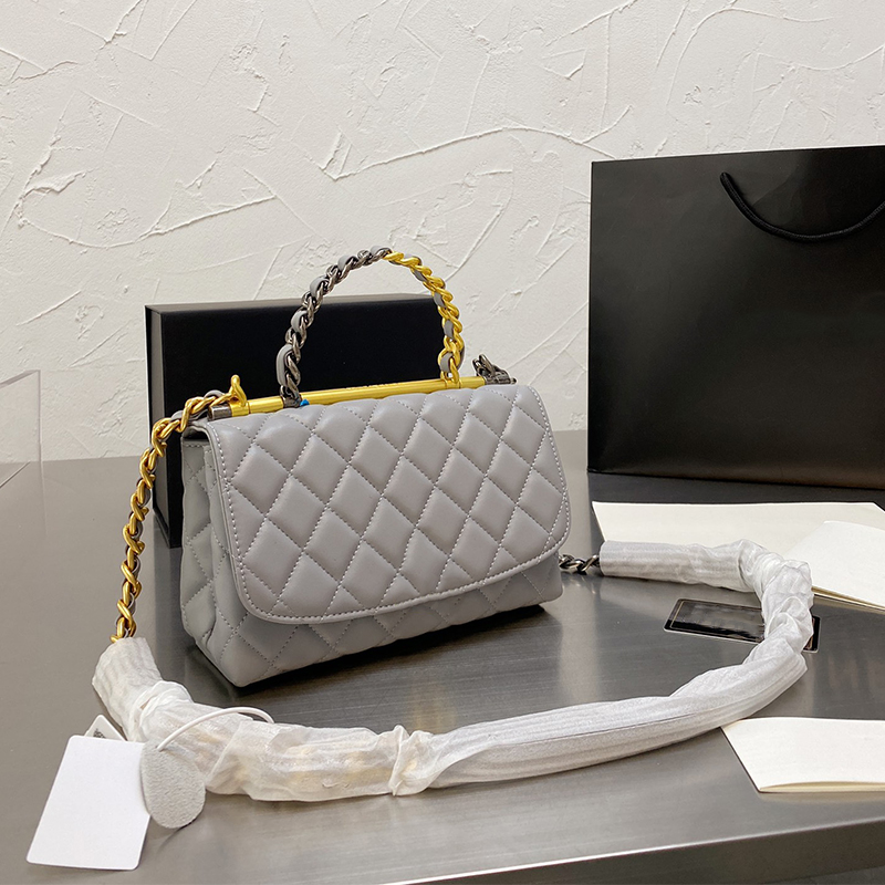 

High quality genuine leather ladies luxury designer messenger bag 2021 fashion caviar pattern chain single shoulder bags