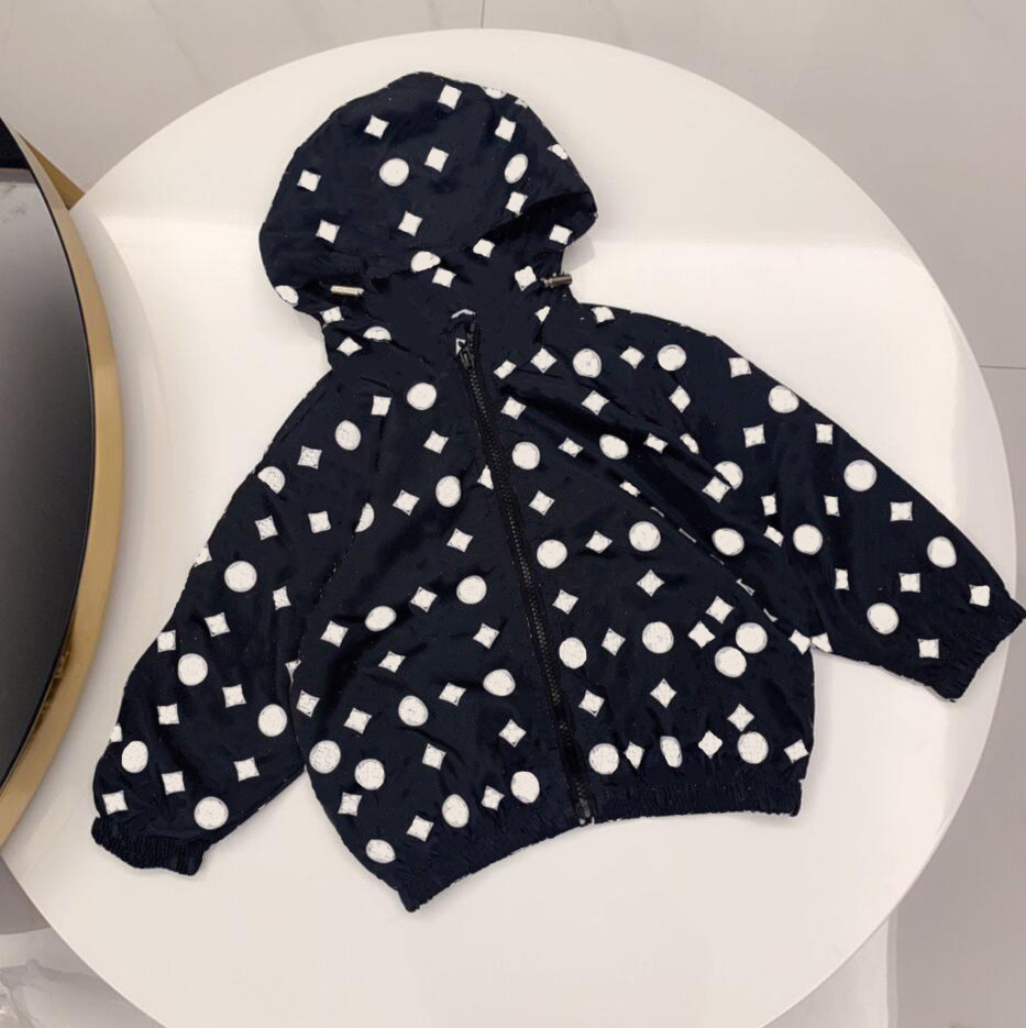 

2021 Designer kids Baby boys Girls jacket Clothes Toddler mantle children Outwear tee Windproof Shawl Cute Casual hoodie coat, Blue;gray