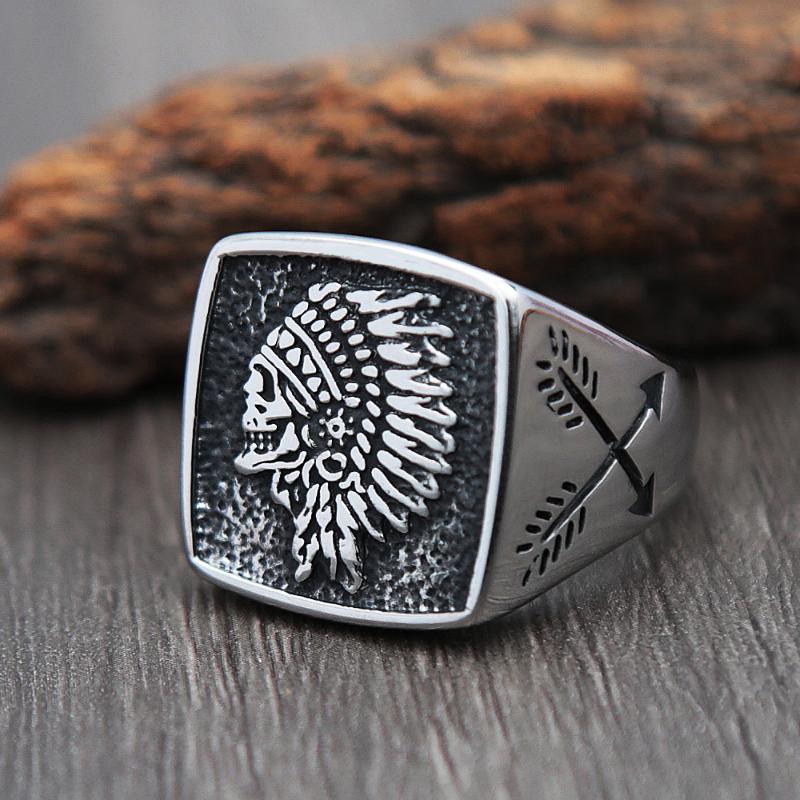

Cluster Rings Vintage Chief Skull Ring For Men Punk Rock Stainless Steel Arrow Heavy Metal Biker Jewelry Gift Wholesale Size 8-13