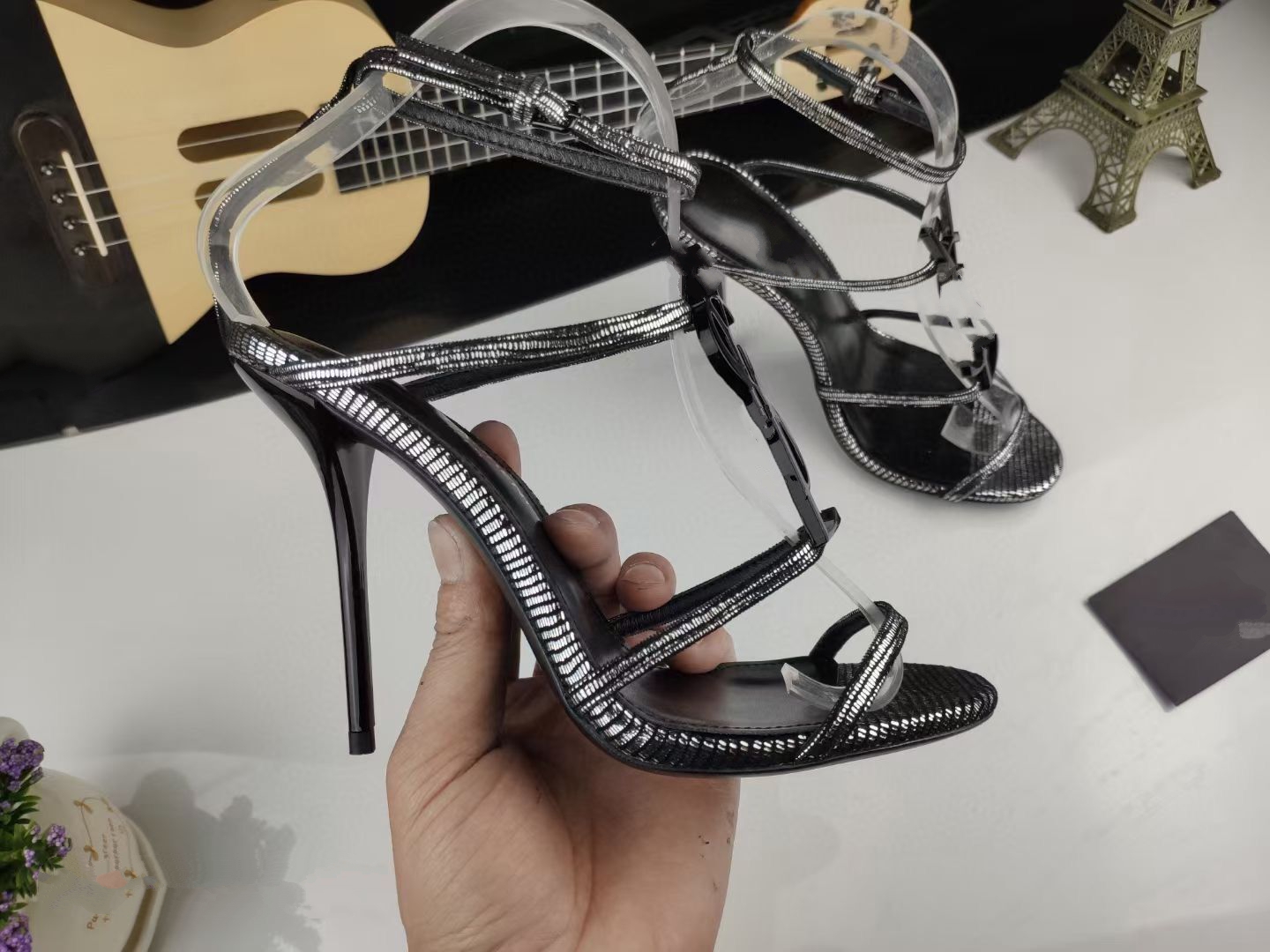 

Custom made Top quality suede inside luxury designer metal strip Black Patent Leather Thrill Heel Pumps Women Tribute MJK005