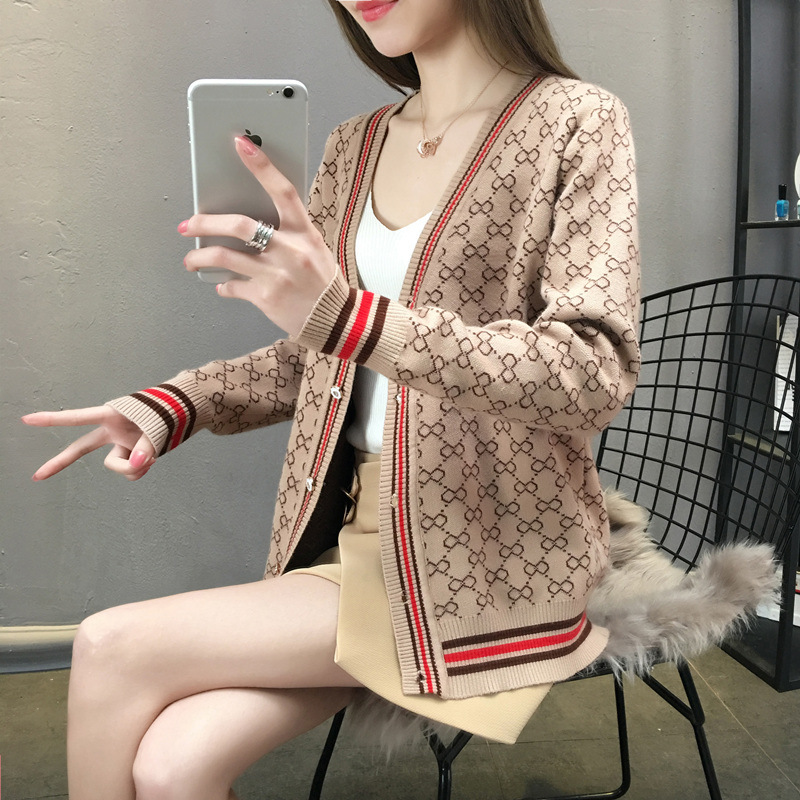 

Women's Sweaters designers clothes Knitted cardigan jacket autumn and winter style ice silk loose small fragrant retro jacquard exterior