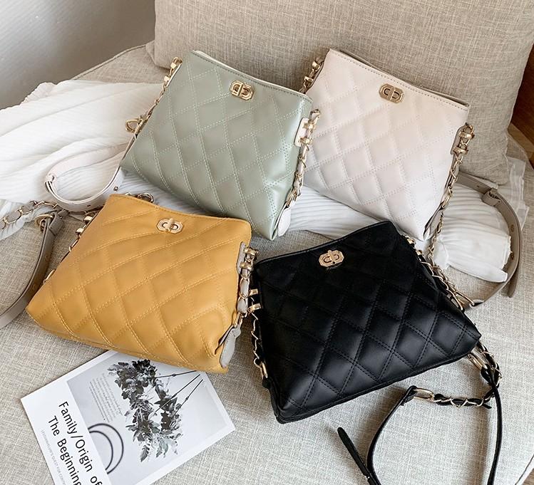 

Small bag woman Fashion style fashionable ladies Halloween Thanksgiving Day one Christmas Genuine Leather shoulder messenger chain Rhombus, Oem