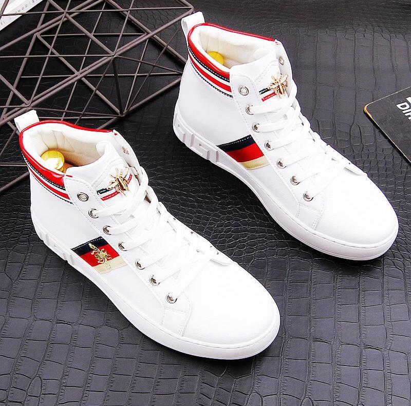 

2021 High Quality Fashion Men High Top British Style Embroidery Shoes Mens Causal Luxury Shoes Red Gold Male Bottom Rubber Shoes, White