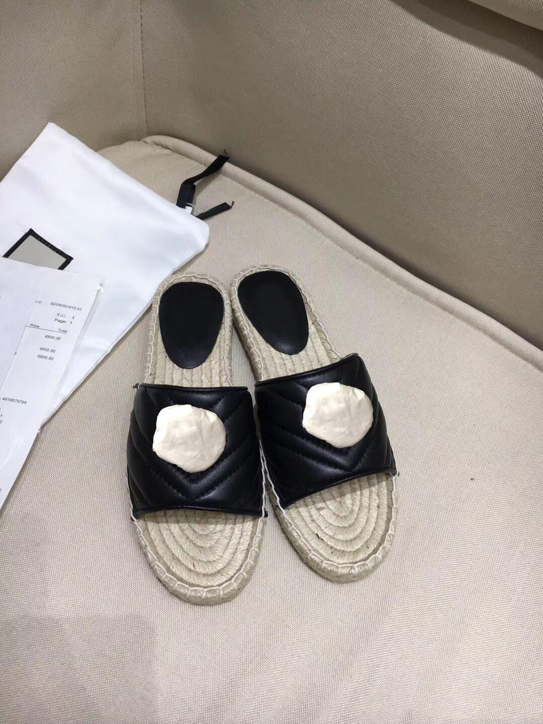 

With Box classic leather Cartoon Big Head Slippers Designer products woman shoes Metal buckled Thick bottom Fisherman Beach Slipper, Black