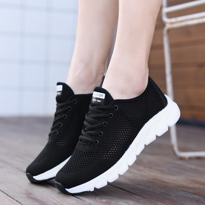

Top Fashion 2021 Men Womens Sport Running Shoes Quality Solid Color Breathable Outdoor Runners Pink Knit Tennis Sneakers SIZE 35-44 WY30-928