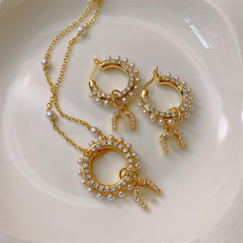 

Earrings & Necklace For Women's Sense M Letter Diamond Set Copper-Plated Joker Fashion Sweet Jewelry Gift, Silver