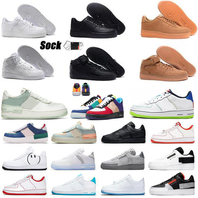 

2022 Top One 1 Men running shoes Sneakers des chaussures Classic High Low Triple White Black Brown sandal Outdoor Fashion Women Mens sports Trainers pure color