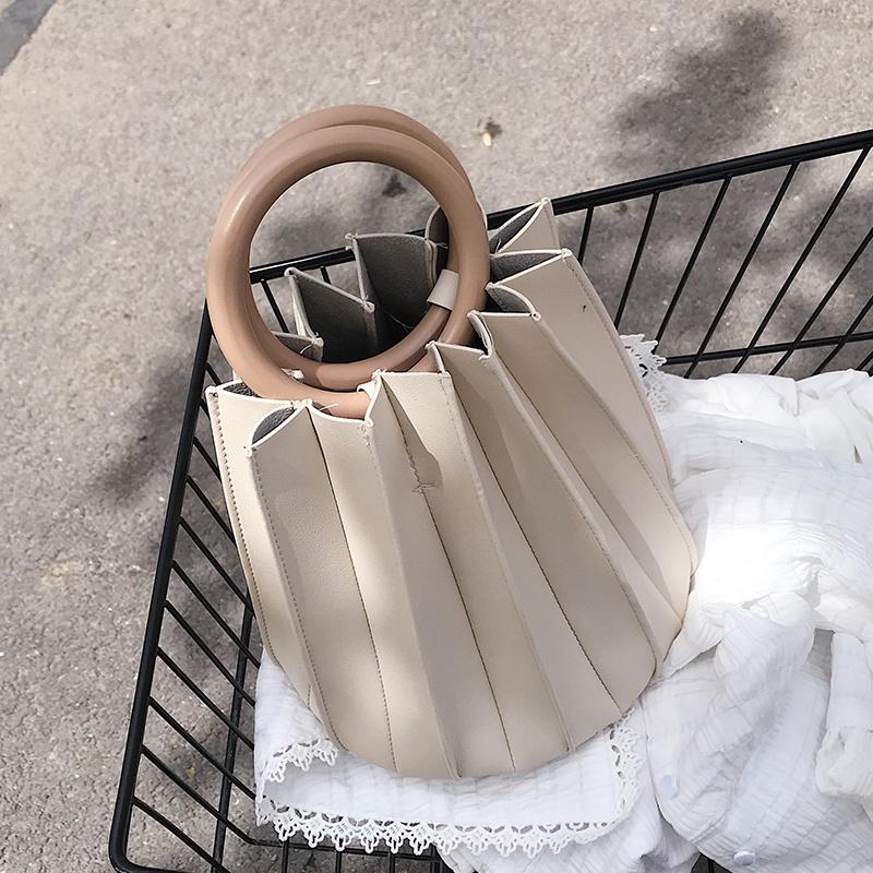

Evening Bags Elegant Female Pleated Tote Bucket Bag 2021 Spring Quality PU Leather Women's Designer Handbag Travel Shoulder Messenger