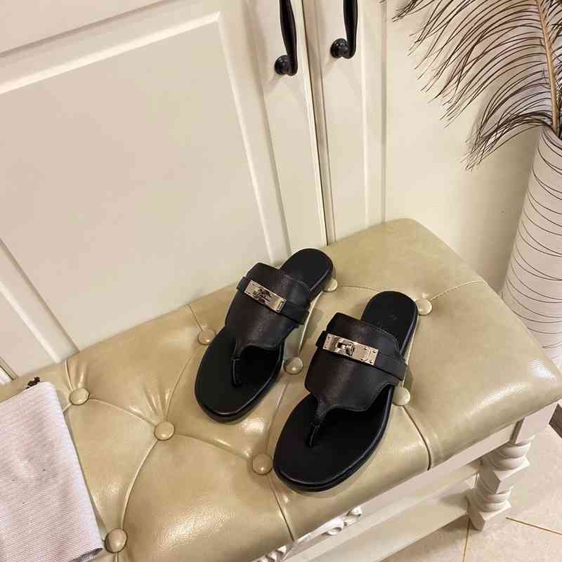 

Slippers flip flops slippers luxury designer sandals short heel French temperament net red flat bottom two cm metal buckle clip niche 6QKW, 1# shoe box