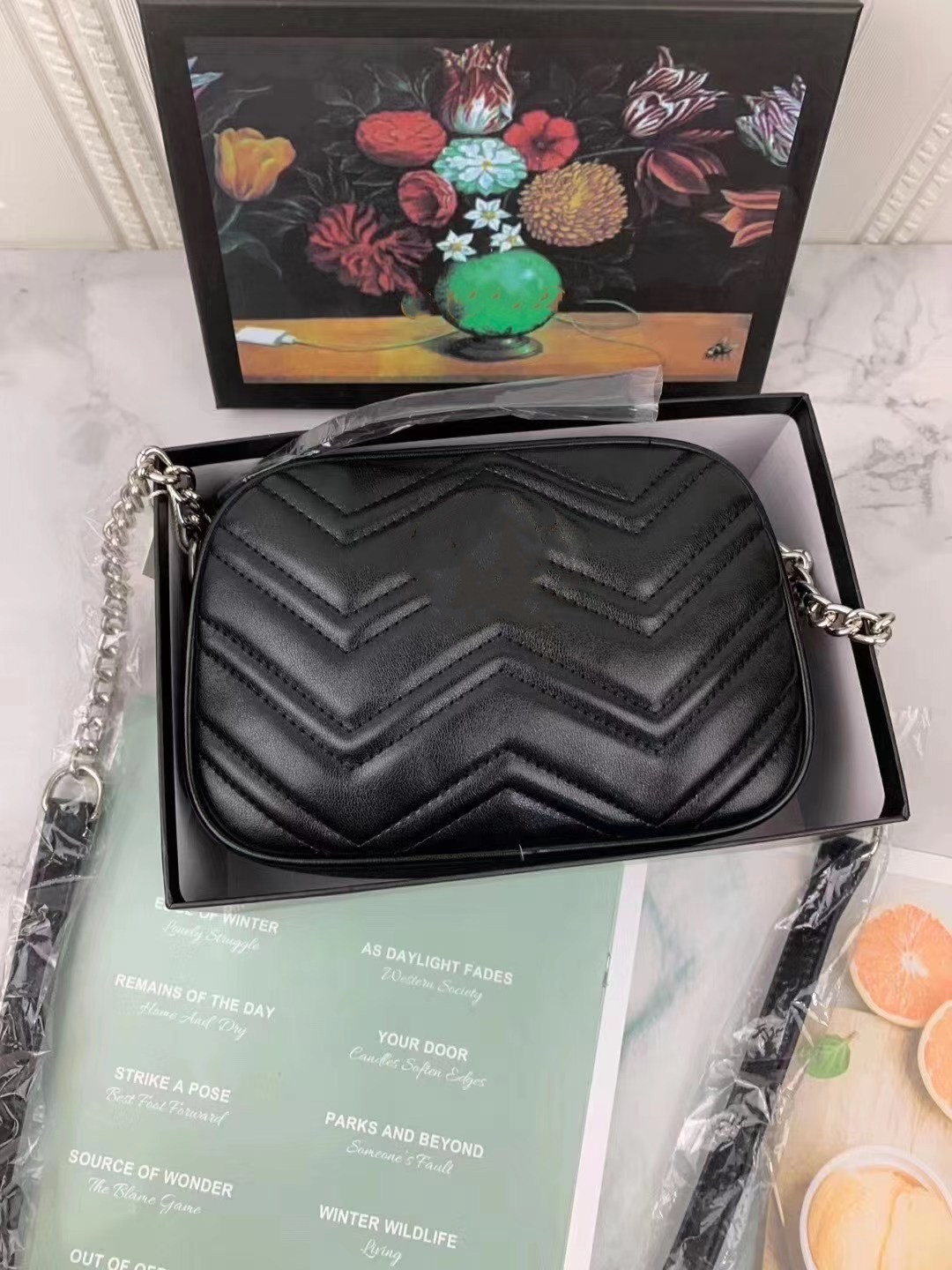 

Fashion Women Shoulder Bag Quality leather Messenger handbag girl Crossbody Diamond V handbags Silver Chain Logo Mobile phone cosmetic storage bags, Box