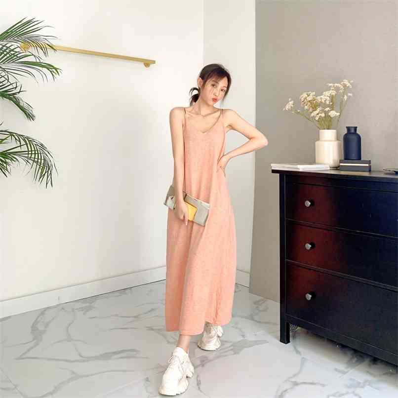 

Women's summer sweetness sleeveless sexy V-neck simple loose waist dress with suspenders long skirt French romantic 210520, Khaki
