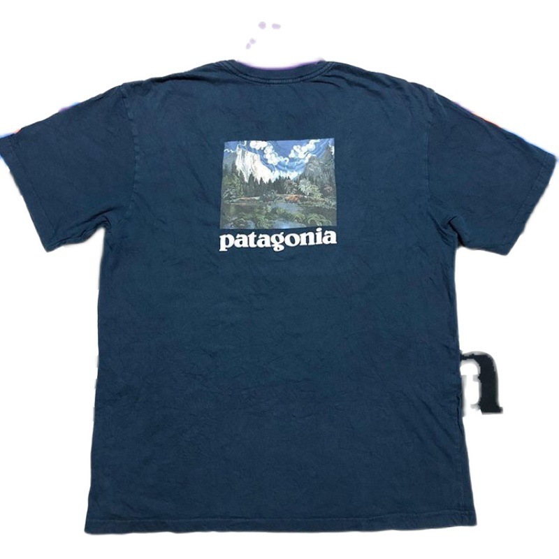 

Pata Bata Loose Square Landscape Printed Short Sleeve T-shirt for Couples, White