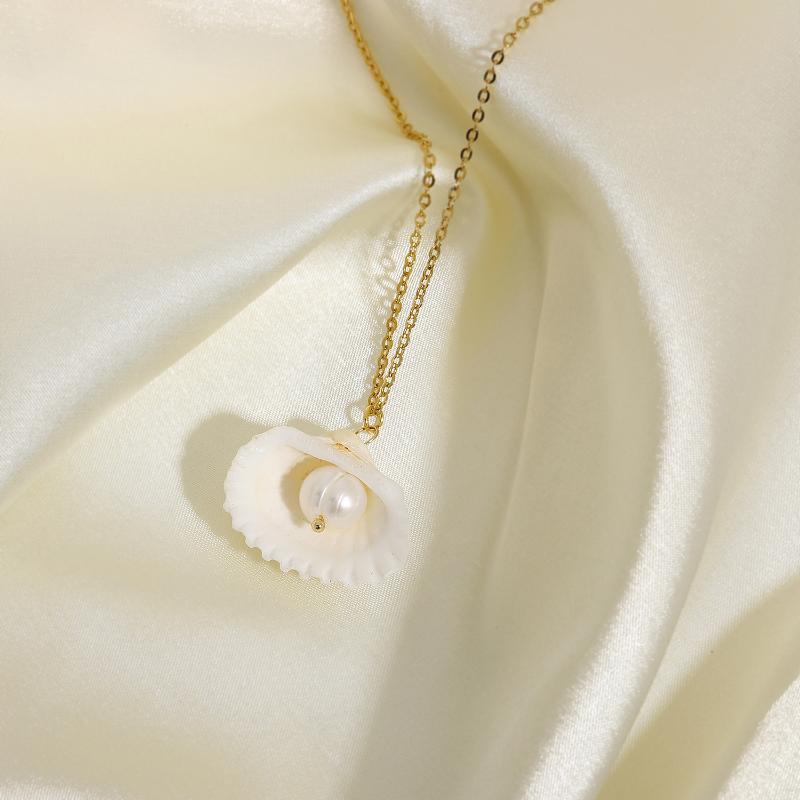 

Pendant Necklaces Bohemia Style Beach Necklace Jewelry Gold Plated Stainless Steel Seashell Conch Shell Pearl Charms