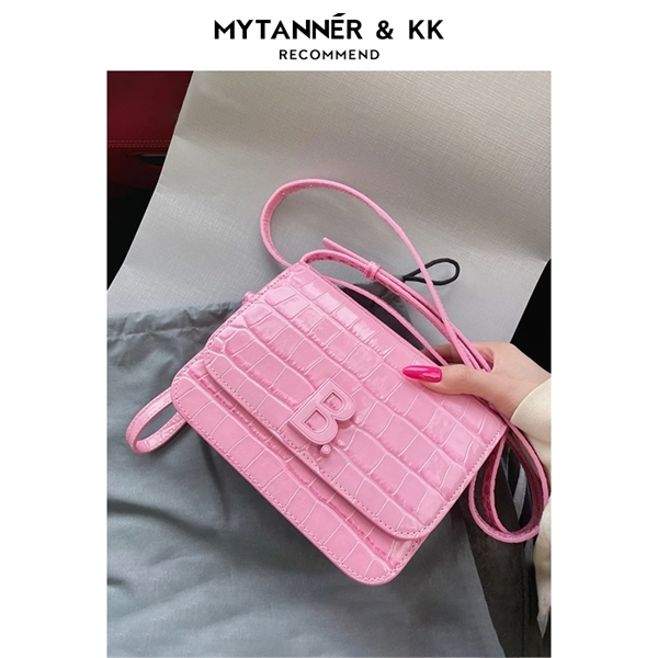 

Purse Crocodile new Signature b-button Leather Pink tofu box small square Single Shoulder Messenger women's bag